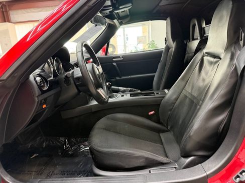 Used 2007 MAZDA MX-5 Miata Touring RWD image 11