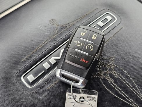 Used 2020 RAM 2500 Limited AWD/4WD image 32