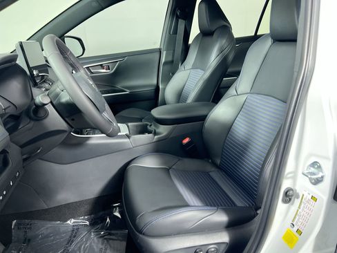 Used 2024 Toyota RAV4 XSE w/ Weather Package image 12