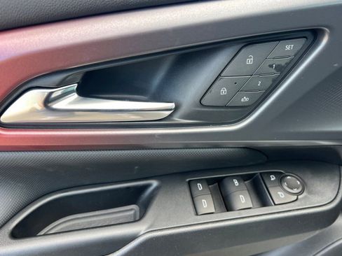 New 2025 Chevrolet Equinox EV RS w/ Convenience Package II image 8