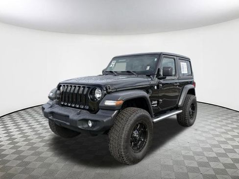 Used 2021 Jeep Wrangler Sport S image 3