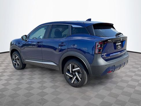 Used 2025 Nissan Kicks SV FWD image 7