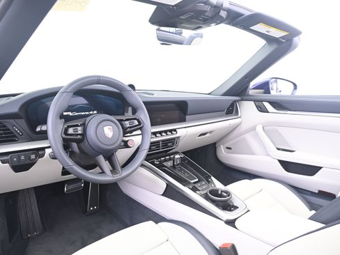 Certified 2026 Porsche 911 Carrera 4S AWD/4WD image 4