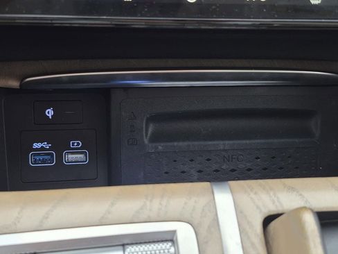 Used 2024 Genesis GV80 3.5T AWD/4WD image 36