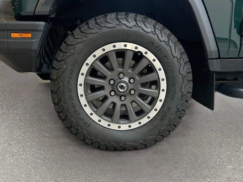 Used 2024 INEOS Grenadier AWD/4WD image 31