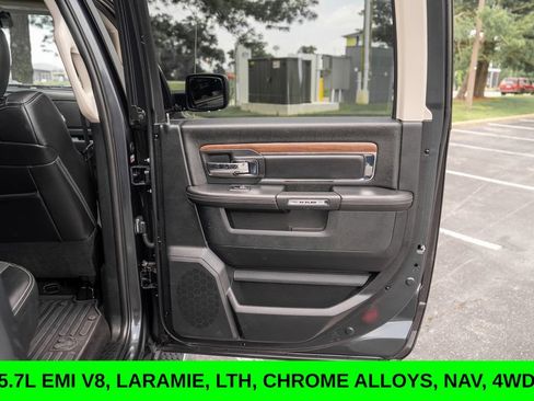 Used 2017 RAM 1500 Laramie w/ Convenience Group AWD/4WD image 23