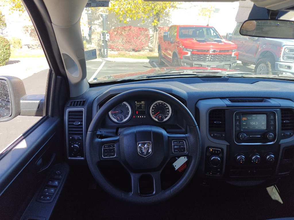 Used 2019 RAM 1500 Express AWD/4WD image 23
