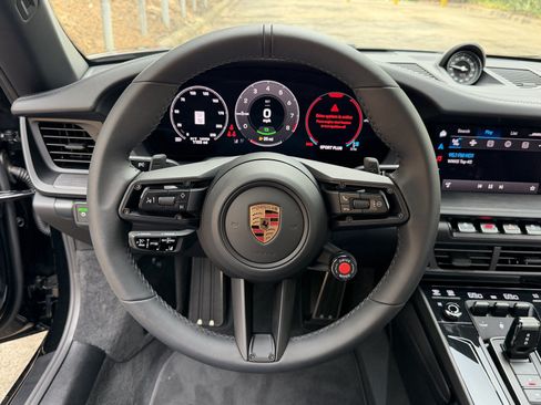 Used 2025 Porsche 911 Carrera 4 GTS AWD/4WD image 18