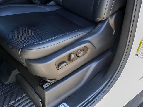 Used 2023 Chevrolet Silverado 1500 LTZ image 11