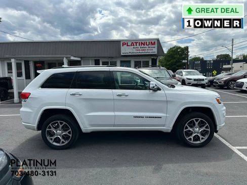 Used 2019 Jeep Grand Cherokee Overland AWD/4WD image 2