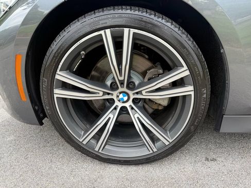 Used 2020 BMW 330i xDrive Sedan w/ M Sport Package AWD/4WD image 11