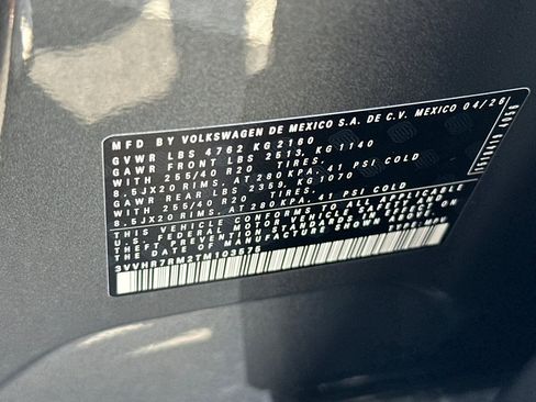 New 2026 Volkswagen Tiguan SE R-Line FWD image 23