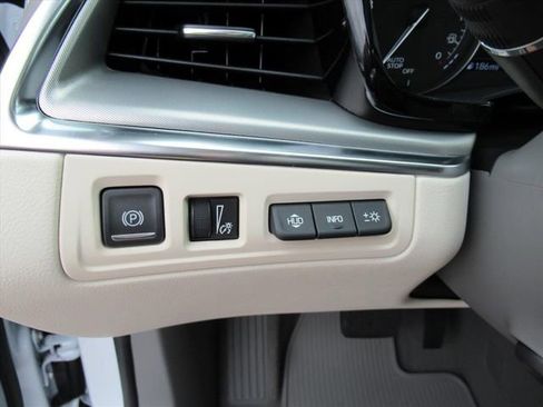 New 2026 Cadillac XT5 Premium Luxury w/ Driver Assist Package image 22