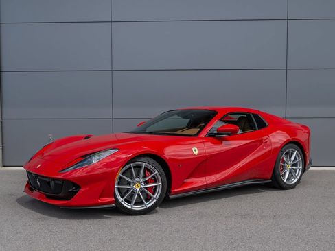 Certified 2022 Ferrari 812 GTS RWD image 2
