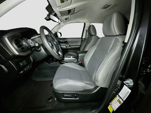Used 2023 Toyota Tacoma SR5 w/ SX Package AWD/4WD image 17