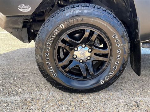 Used 2014 Toyota Tacoma 4x4 Regular Cab image 7