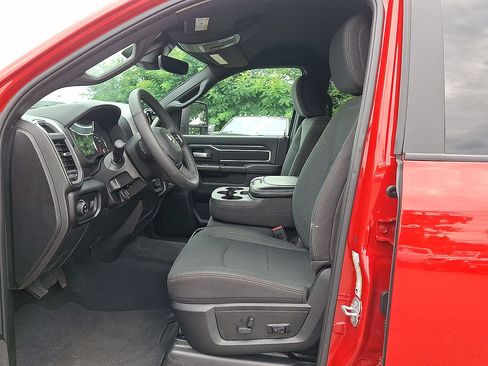 Certified 2026 RAM 2500 Big Horn AWD/4WD image 17