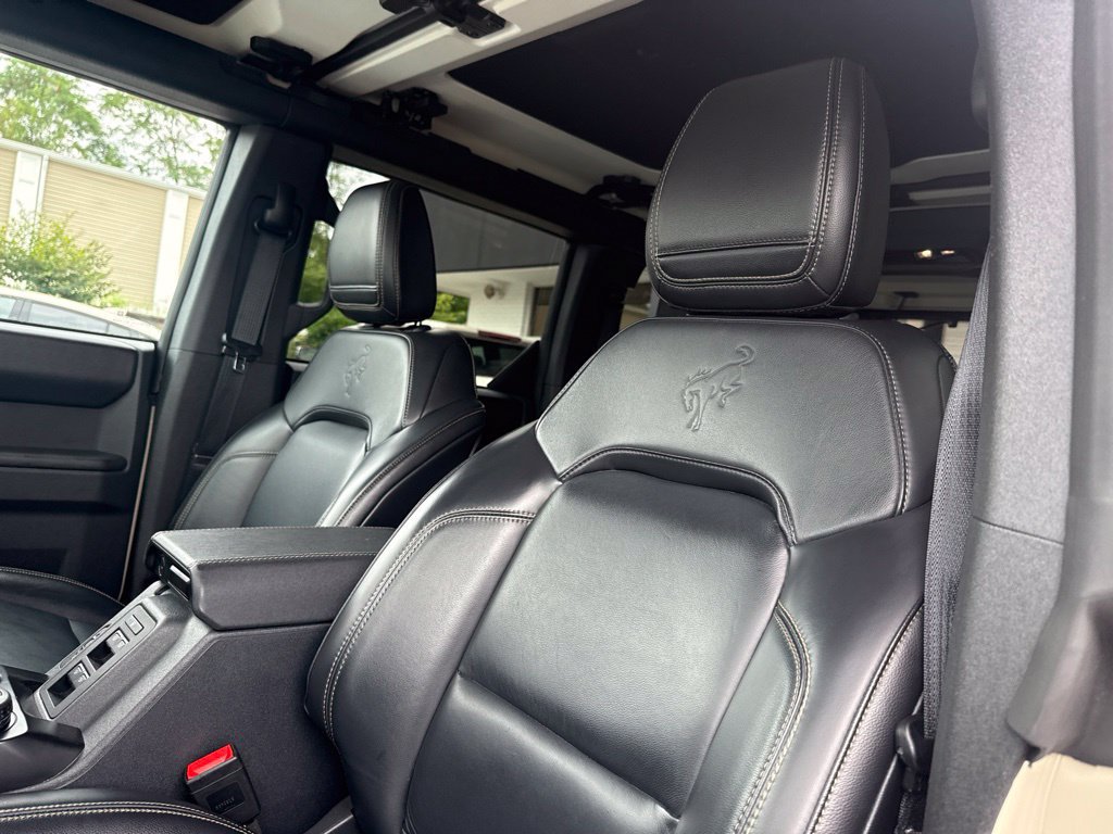Used 2025 Ford Bronco Badlands AWD/4WD image 17