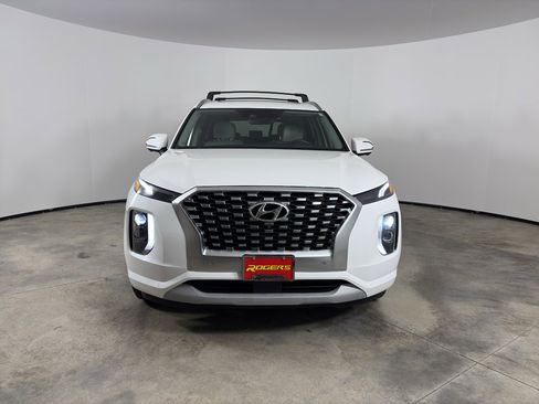 Used 2022 Hyundai Palisade Limited w/ Cargo Package image 2