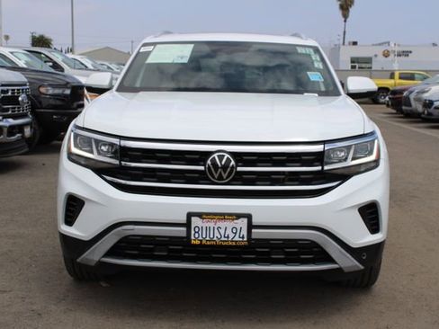 Used 2021 Volkswagen Atlas Cross Sport SE w/ Panoramic Sunroof Package AWD/4WD image 2