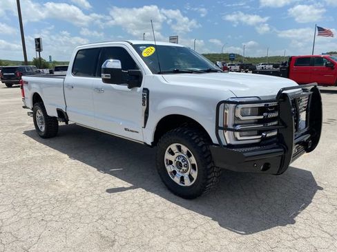Used 2024 Ford F250 Lariat w/ Lariat Ultimate Package AWD/4WD image 8