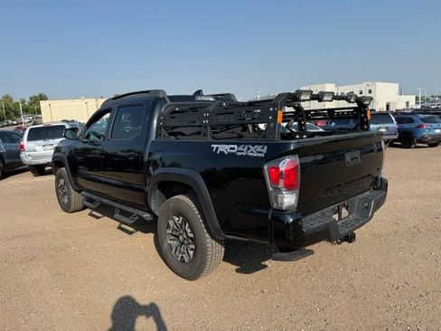 Used 2021 Toyota Tacoma TRD Off-Road w/ Technology Package AWD/4WD image 3