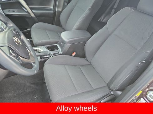 Used 2018 Toyota RAV4 XLE w/ Plus Extra Value Package image 19