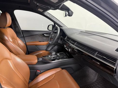 Used 2019 Audi Q7 3.0T Prestige w/ Prestige Package AWD/4WD image 11