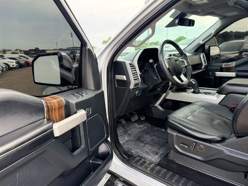Used 2016 Ford F150 Lariat w/ Equipment Group 502A Luxury AWD/4WD image 24