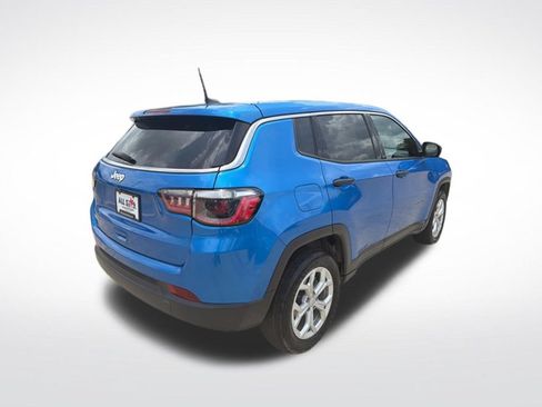 Used 2024 Jeep Compass Sport AWD/4WD image 8