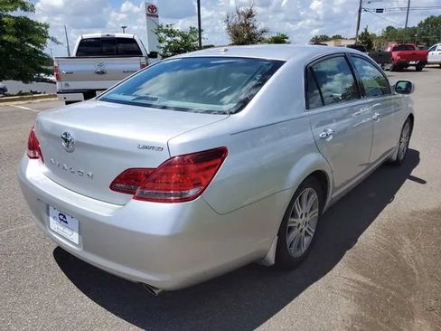 Used 2009 Toyota Avalon Limited FWD image 7