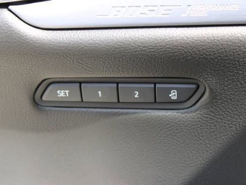 Used 2025 Cadillac XT5 Sportv w/ Technology Package AWD/4WD image 15