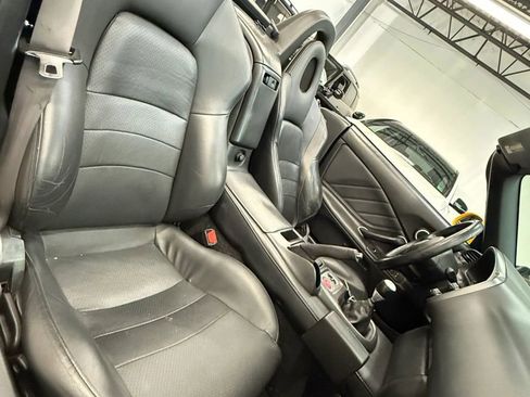 Used 2003 Honda S2000 image 19
