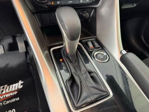 Used 2024 Mitsubishi Eclipse Cross LE AWD/4WD image 28