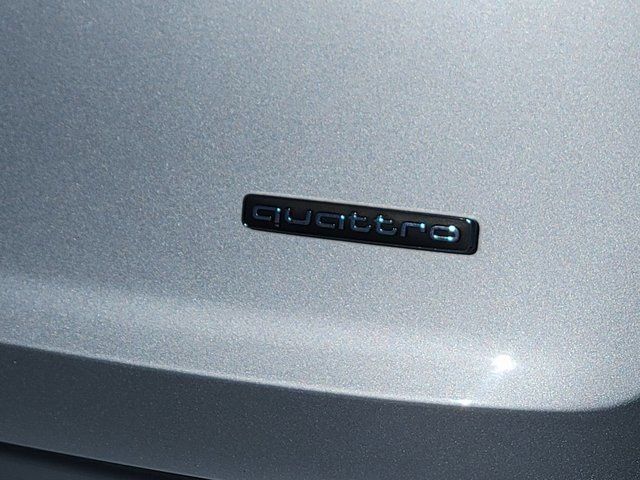 Used 2022 Audi Q7 3.0T Premium Plus AWD/4WD image 16