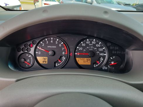 Used 2013 Nissan Frontier SV AWD/4WD image 23