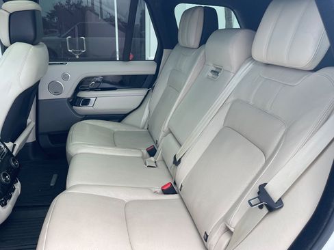 Used 2018 Land Rover Range Rover Supercharged AWD/4WD image 19