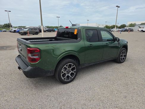 Used 2025 Ford Maverick Lariat w/ 4K Tow Package AWD/4WD image 2