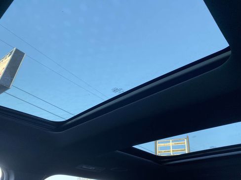 Used 2016 Ford Explorer XLT w/ Equipment Group 202A image 40