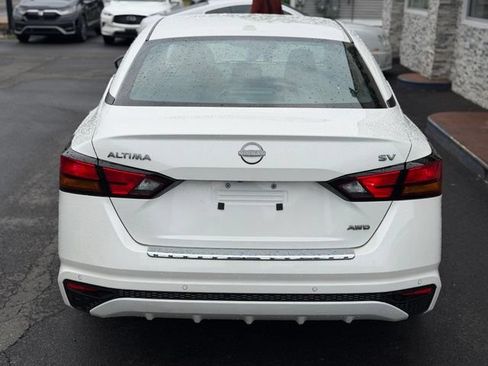 Used 2023 Nissan Altima 2.5 SV AWD/4WD image 6