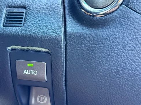 Used 2012 Lexus LS 460 L w/ Luxury Value Edition RWD image 31