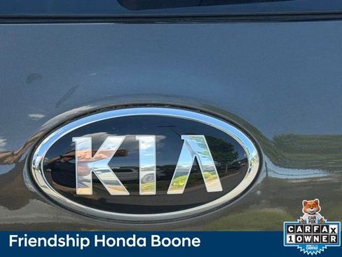 Used 2021 Kia Telluride EX AWD/4WD image 11