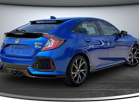 Used 2018 Honda Civic Sport Touring image 6