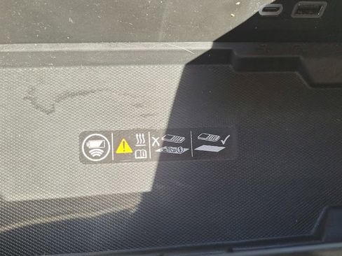 Certified 2025 GMC Yukon XL Denali image 38