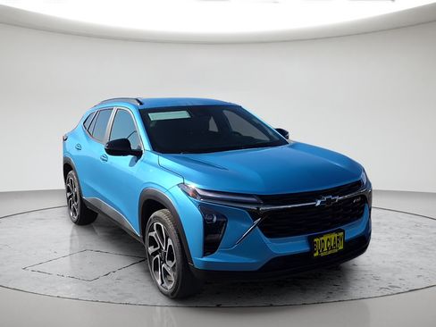 New 2026 Chevrolet Trax RS FWD image 1