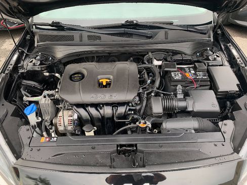 Used 2023 Kia Forte LXS w/ LXS Technology Package FWD image 26
