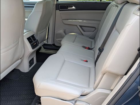 Used 2018 Volkswagen Atlas SEL AWD/4WD image 15
