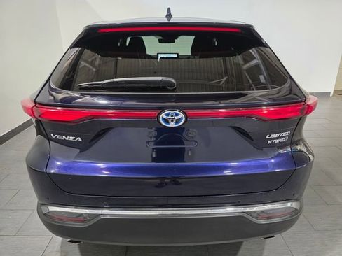 Used 2021 Toyota Venza Limited w/ Advanced Technology Package AWD/4WD image 4