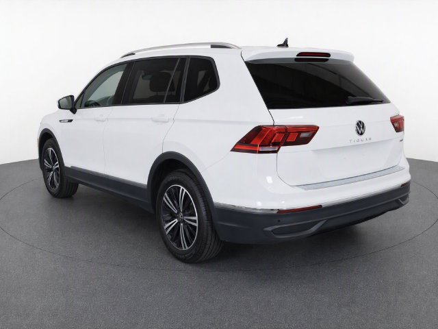 Certified 2024 Volkswagen Tiguan Wolfsburg Edition AWD/4WD image 4