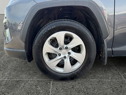 Certified 2023 Toyota RAV4 LE AWD/4WD image 10